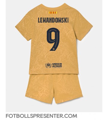 Barcelona Robert Lewandowski #9 Bortatröja Barn 2022-23 Kortärmad (+ korta byxor)